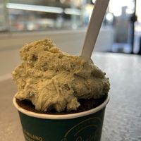 Pistachio and Modica raw chocolate  at Il Gelatiere di Porta Romana in Milan
