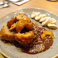  at ZEITGEIST Café in Lyon