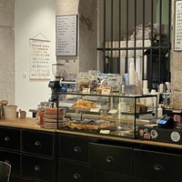   at ZEITGEIST Café in Lyon