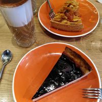 Dessert at ZEITGEIST Café in Lyon