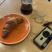 V60 & croissant   at ZEITGEIST Café in Lyon