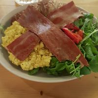  at ZEITGEIST Café in Lyon