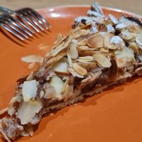 Pear Almonds tart at ZEITGEIST Café in Lyon