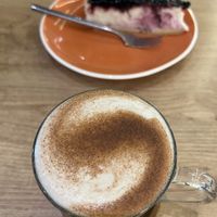   at ZEITGEIST Café in Lyon