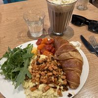 Tofu scramble plate   at ZEITGEIST Café in Lyon