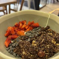 granola bowl at ZEITGEIST Café in Lyon