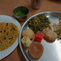 Bread and crunchies at Deedee's in Santa Clara