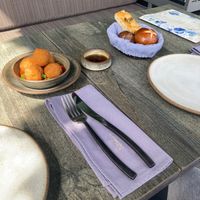 Mac-n-cheez Balls at Petiole Cafe in Janabiyah