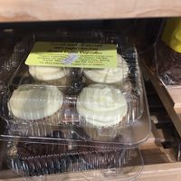 Lemon vegan cupcakes at Mom's Organic Market in Alexandria