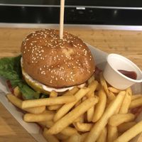 Vegan Burger   at SYD - Peroni Bar - T1 in Mascot