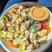 Build your own bowl at Crisp & Green in Bentonville