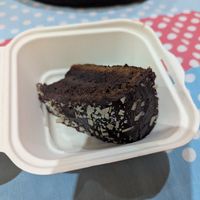 Chocolate cake at Ranti Galapagos Coffee in Puerto Baquerizo Moreno