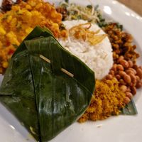 Nasi campur at Pondok Baruna Warung in Lembongan