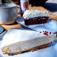 Cakes at Stera - Plantenbar in Bruges