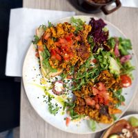 Vegan Nelson Mandela (I) at La Liberta in Graz