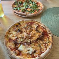  at Skrenten Pizza in Oslo