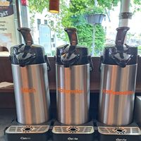 Hafermilch an der Nachfüll-Station at Backboot Café und Bäckerei in Zinnowitz