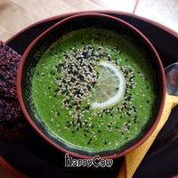 Mahemarket Cafe: yummy raw vegan soup at Mahemarket and Cafe in Tallinn