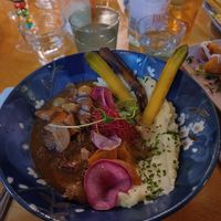 We had to have dinner quite quickly because of an appointment afterwards so we only ate a main course. But this one was very tasty! Many different flavors that go well together. Th at Ministerie van Geluk in Zoetermeer