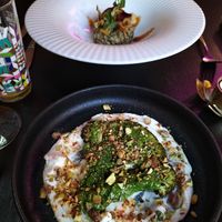 Broccoli met pesto en whipped feta + aubergine tartaar at Ministerie van Geluk in Zoetermeer