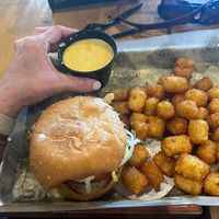 Vegan chik’n sandwich woth tator tots and vegan beer pub cheese   #Veganuary at The Pharmacy Burger in Nashville