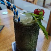 Matcha Latte mit Hafermilch at Huong Sen - Fine Sushi & Viet Cuisine in Dortmund