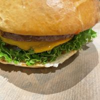 Double Cheezeburger  at VINCENT - Hbf Leipzig in Leipzig