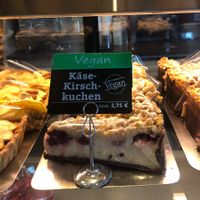 There are two vegan dessert options to choose from. Cherry and apple pie.   at Bäckerei Riegler - Bismarckplatz in Heidelberg