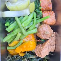 Takeaway bento at Yunong Vegetarian - 語穠素食 in Hualien