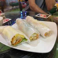Fresh spring rolls (there were 4) they have pineapple and tofu!! Soooo good  at Rose's Gara Bar and Restaurant - Maybe closed in Ninh Binh
