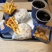 Vegan chicken burger menu and nuggets   at Nelly's - Vicenza Centro in Vicenza