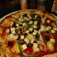 Vegan Greek Pizza 🍕 excellent at La Pizzeria da Claudio  in Koh Tao