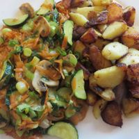fried potatoes, mushrooms, and vegetables at Ilse in Saarbrucken