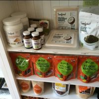stuff at Earth to Table in Bondi Junction