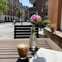 Flat white oat milk  at Chez Gus in Cologne