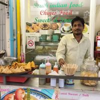 Street food in the evening 😊😊 at Jai palace in Bangkok