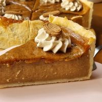 Praliné flan at Nono Shop & Cafe Seoul in Seoul