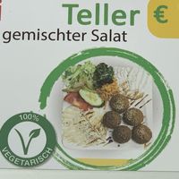 Falafel und Hummus  at Koshary Mix in Vienna