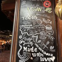 Display board even mentions vegan  at MIDO'S in Chefchaouen