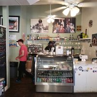 Nice vibes at Horn's Eatery in New Orleans