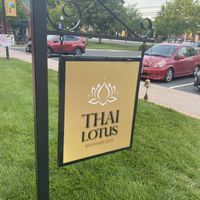 Sign out front   at Thai Lotus in Winchester