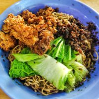 Xiang chun noodles, ok at Sheng Kang - 圣康素食中心在好食光 in Kuching