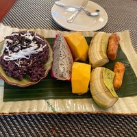 Vegan set - purple sticky rice with tamarind sauce and fresh fruit  #Veganuary at Tamarind - A Taste of Laos in Luang Prabang