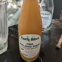 Pressed apple juice at Early Bites in Athens