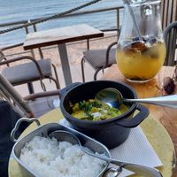 Vegan Curry with rice and Sangria at Mar d'Sal in Estoril