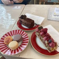2 vegan cakes, non vegan gf macarons   at Isabella Glutenfreie Pâtisserie - Eduard-Breuninger-Straße in Stuttgart
