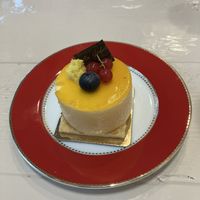 Zomerse verrassing ☀️  at Isabella Glutenfreie Pâtisserie - Eduard-Breuninger-Straße in Stuttgart