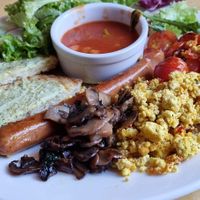 English breakfast (specify vegan!)  at MiiT in Riga