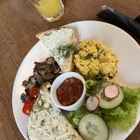 English breakfast Vegan 🌱   at MiiT in Riga