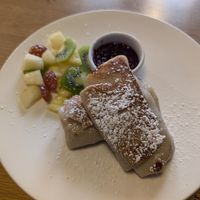 Caramelized apple pancakes at MiiT in Riga